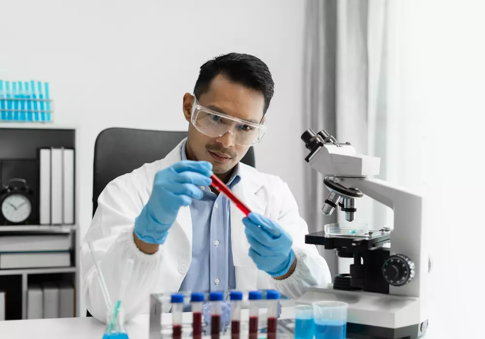 Reliable-Diagnostic-Laboratory-Testing-.webp